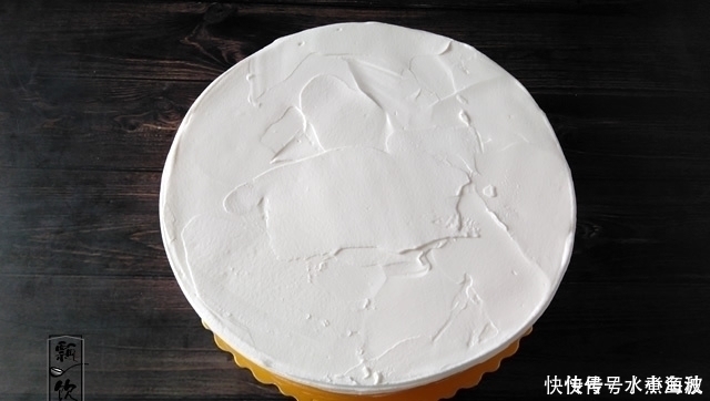 幼儿园的侄女生日,抬举姑姑给做生日蛋糕,结果受全班小朋友欢迎