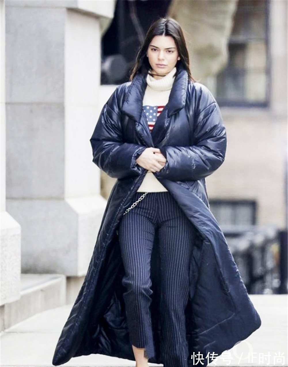 单品 放弃你的小西装吧!今年流行“穿长不穿短”,轻松显瘦还显腿长