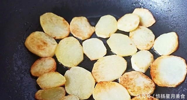 这食材一块钱一斤,一年四季都吃不腻,做法简单,香辣味美超下饭!