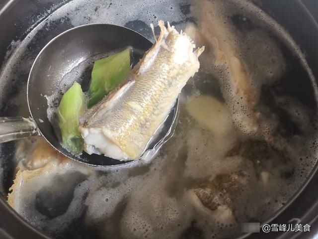 入冬前,最该吃它蛋白质含量极高,简单炖炖雪白似牛奶,别不懂吃