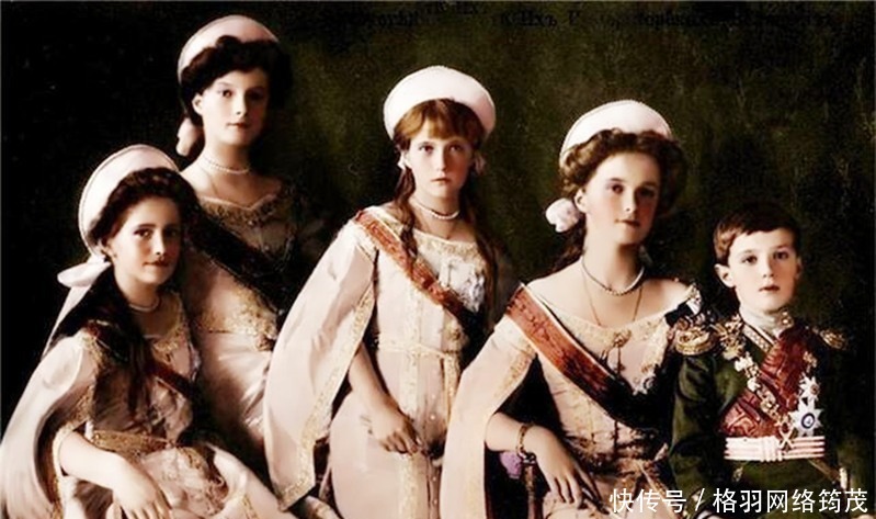尼古拉二世|末代沙皇全家珍贵照片,皇后美丽动人,四位公主更加迷人