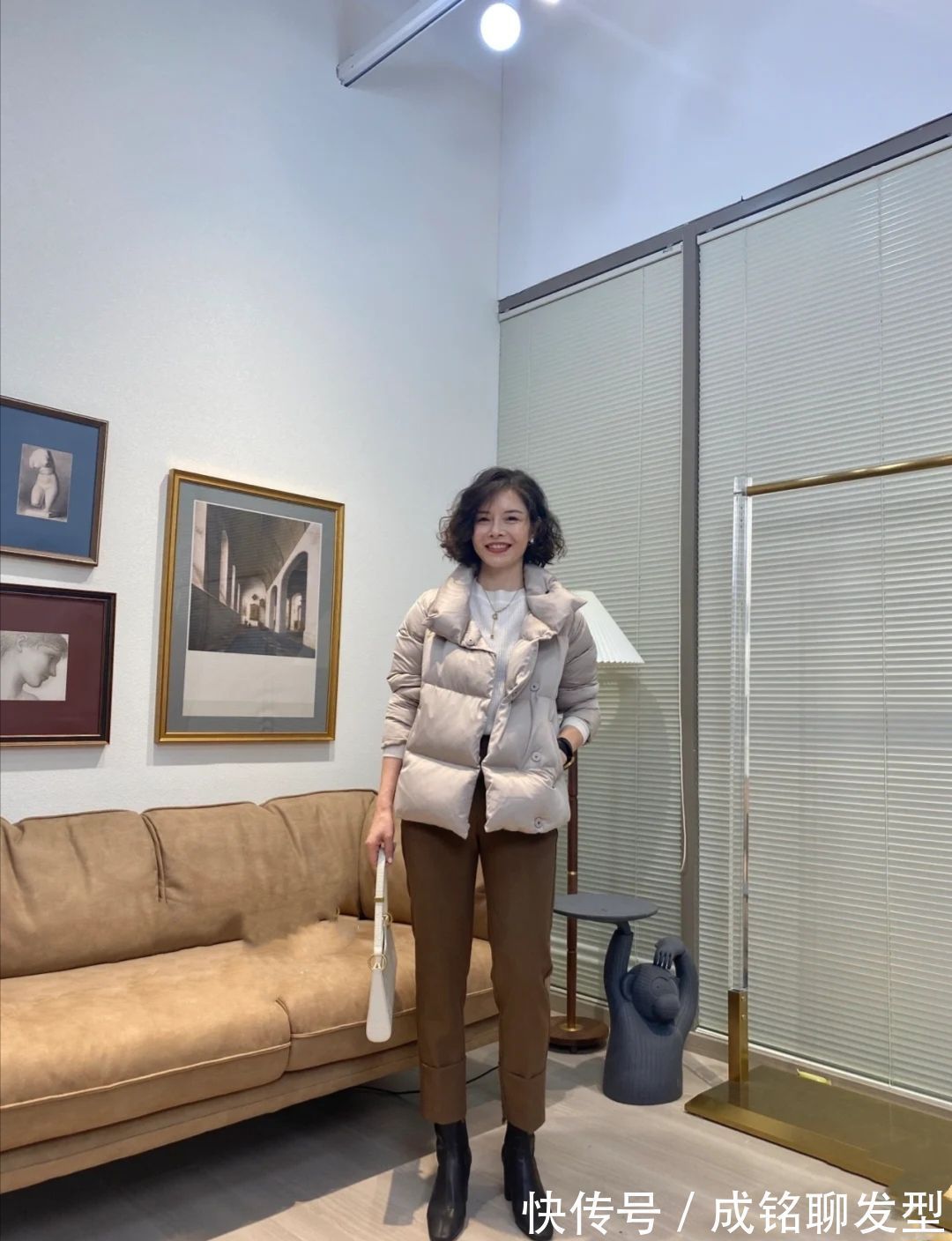 九分裤|“直筒裤+短靴”最适合四五十岁的女人,保暖时尚还减龄,超有范