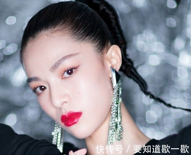 卷发 你的发量不多,情愿剪短发,也别瞎留这些“秃顶发型”!