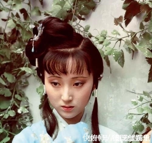 贾宝玉#薛宝琴刚进大观园就当众撒了一个大谎,却只有林黛玉一人看出来