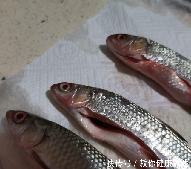 油炸青皮嫩，外酥里嫩，不错的下酒菜！