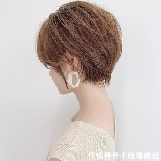 利落|越剪越时尚短发,蓬松立体美美哒,想要好看照着剪就对了