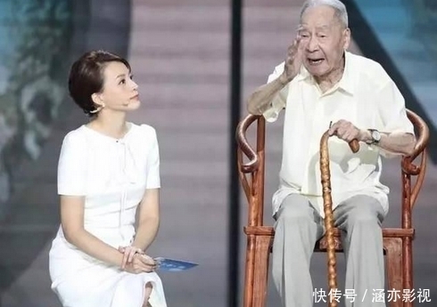 欢乐中国行 董卿给粉丝团亲手写信,自曝做节目艰辛,力破退出央视传闻