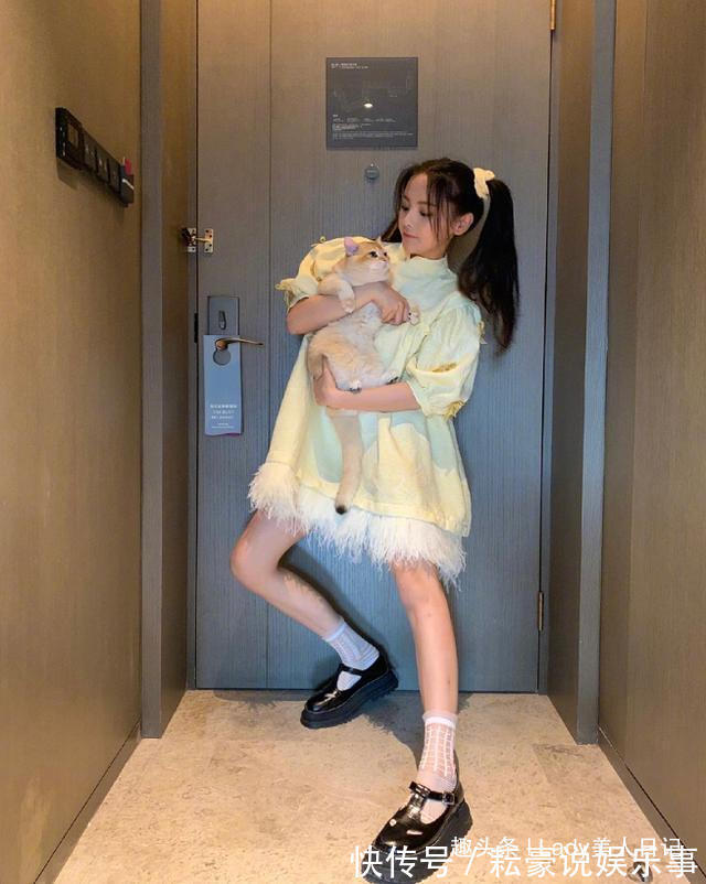 安利 手残党想要的3种减龄发型，随便一扎都是少女感，换个发型更年轻