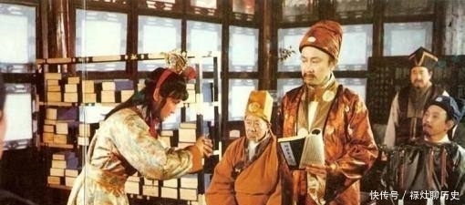 浅谈红楼:从文化视角,分析贾宝玉的“古今不肖无双”