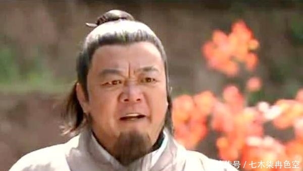 白素贞的师父不是黎山老母,而是另有其人,这个人的名字她不敢说