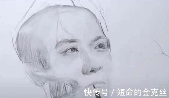 美术生&美术生秀素描水平,本以为是画易烊千玺,谁知下一步又发生了改变