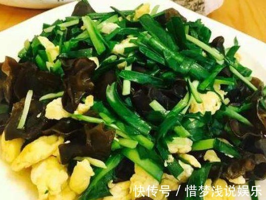 清肠|总是肚子不舒服,容易胖,3种食物要多吃,排毒清肠,刮油消脂