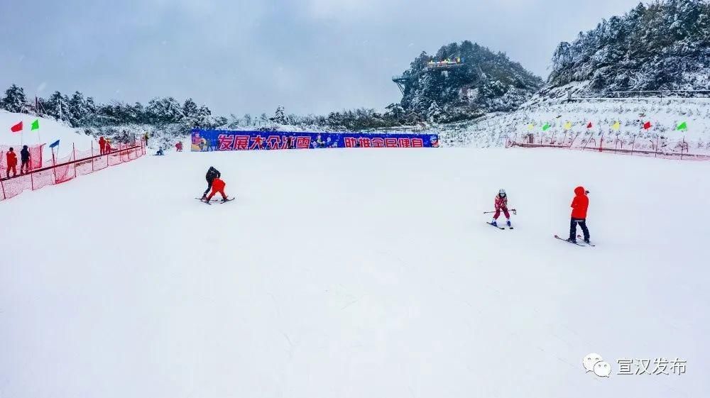 美不胜收|央视都夸“美不胜收”！戏雪罗盘，第二届巴山大峡谷冰雪节开幕啦