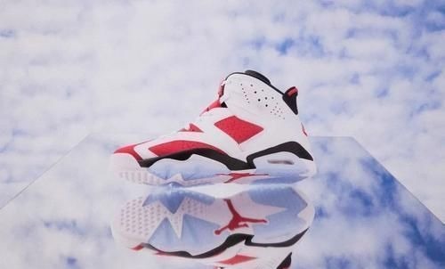 aj6 不要忘了新年第一抽!胭脂红 AJ6 男女款明早发售!