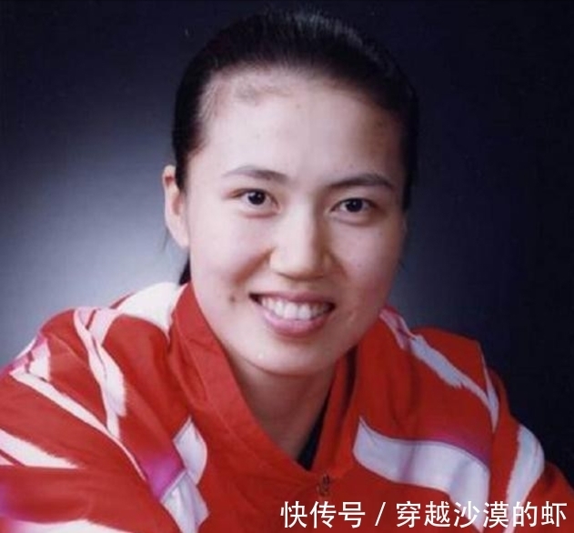 富商|“女排”周苏红,照顾瘫痪丈夫5年后,为何突然改嫁大9岁富商?