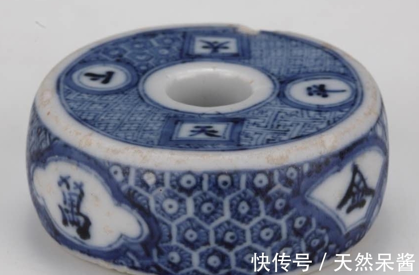 瓷器#奇形怪状以精巧取胜的瓷器材质镇纸,值得收藏吗