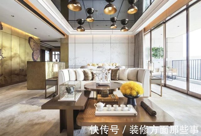 四居室|147平中式四居室,你看卧室牡丹花仙鹤背景墙俗气吗