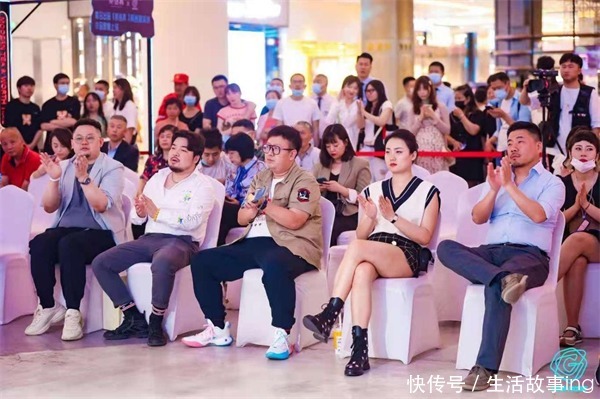 时尚|“ 新潮”席卷而来，赛博朋克、机械科技成为时尚新宠