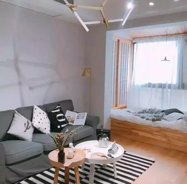 屏障|大胆打通客厅和阳台,刚入住就后悔当初不听劝,错得太离谱了