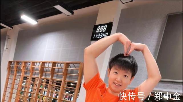 王曼昱|00后虎虎生威!孙颖莎第一次排名世界第一,谁会有机会超过她?