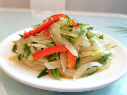 晒两口子的休息天午晚餐，午餐香艳晚餐清爽，一个字：香