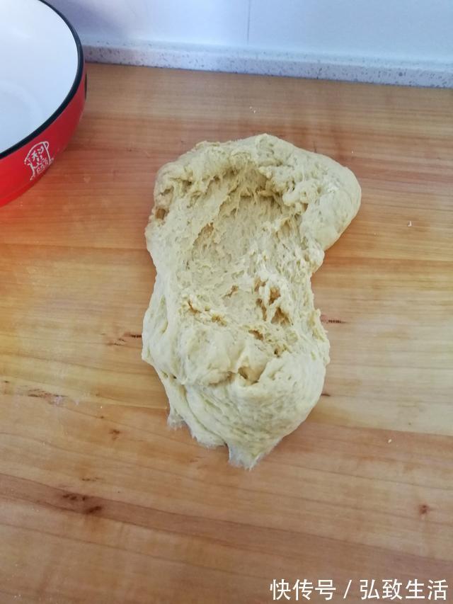面包新做法，不揉手套膜，简单快速，外酥里软，人人都会做的面包