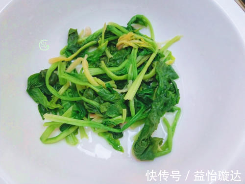 菠菜|孩子开学,花费10分钟做早餐,食材丰富营养全面,孩子连吃三个