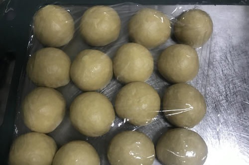 孩子早餐不用愁，用它做面包，营养丰富又养身，老人孩子都爱吃