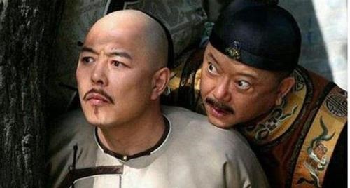 特色菜&乾隆微服私访,吃饭忘带钱写下一对联抵饭钱,酒楼老板发了大财!