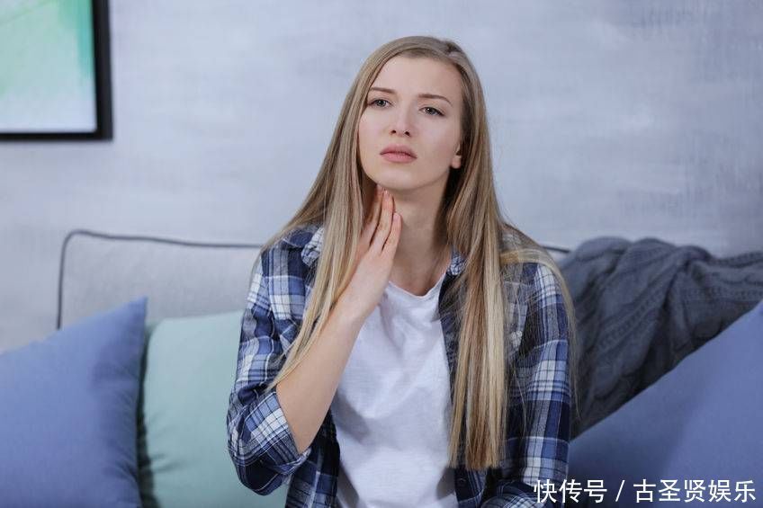 维生素b|嘴唇总是干燥的原因找到了,除了缺水,第四个你应该没想到