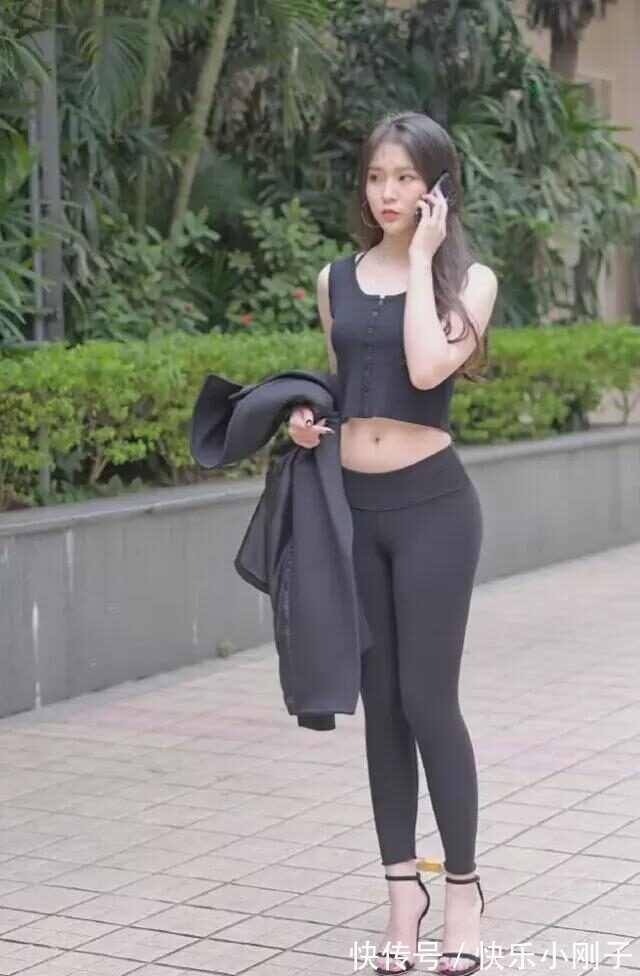 瑜伽裤 休闲瑜伽裤时尚舒适,轻松打造出靓丽的造型感,是出街利器