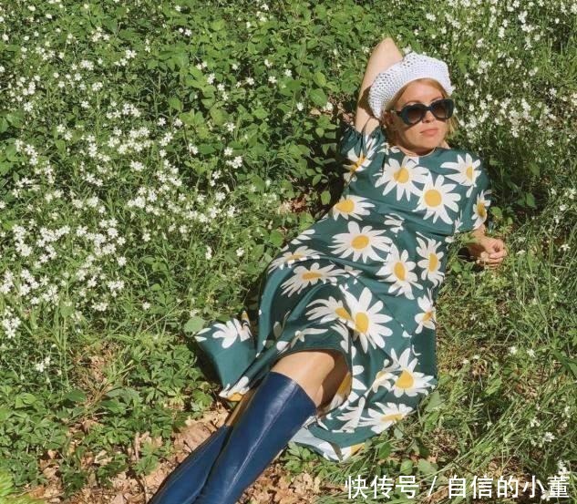 时髦|秋冬买靴子,尽量少买黑色,多穿这3种“颜色”时髦百搭,显腿长