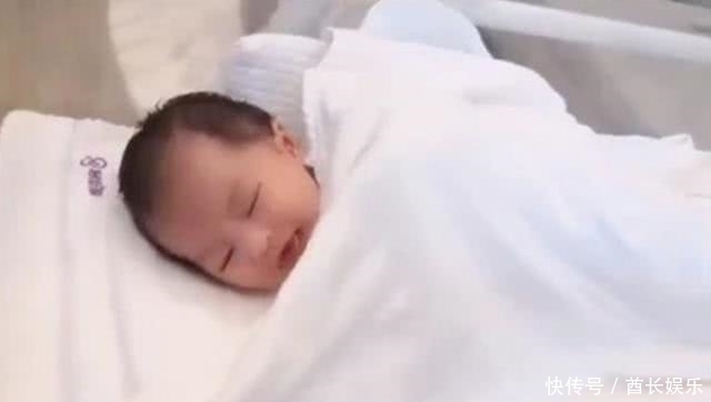 征服|“最美新生儿”走红,靠容貌征服网友像在娘胎里“整过容”