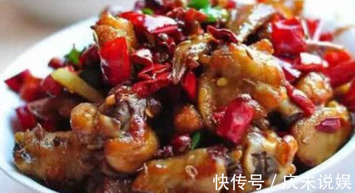 虎皮青椒|美食推荐辣子鸡翅，虎皮青椒，腊肉炒蒜苔，椒麻鸡的做法