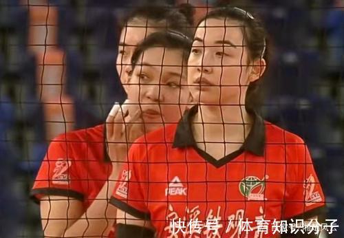 博斯科维奇|排位赛福建女排3-0横扫深圳！张轶婵缺席，队员低迷包壮没有办法