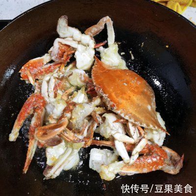蒜瓣|超赞吮指香辣蟹别再用这么做了，教你新吃法