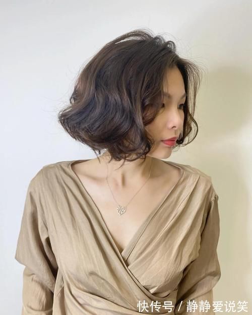 分线|发型无论怎么剪,永不过时的还是波波头,百变时尚还瘦脸