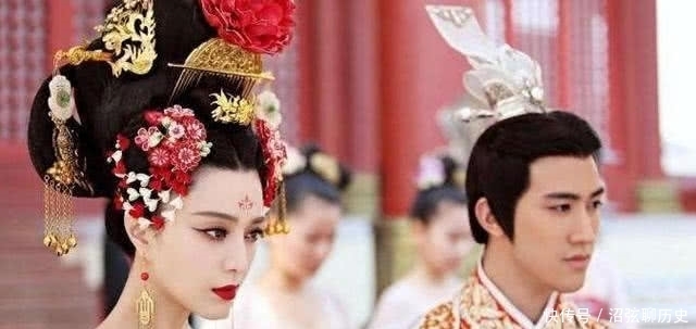 程咬金|武则天称帝后杀人如麻，为何程咬金能躲过杀戮？只能说老程太聪明！