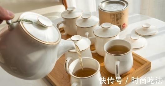 小蛮牛|95岁肾脏科之父:坚持“1物”煮水,肾脏犹如小蛮牛