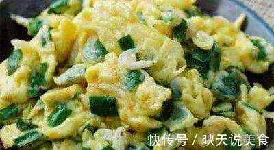 今天下班回家, 女儿已经做好一桌子美食在等我了!