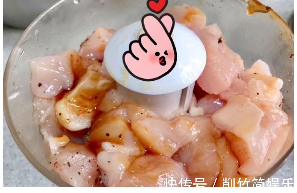 鸡胸肉|适合大众的低脂减肥餐:玉米豌豆鸡肉饼!易做又美味,还不怕吃胖