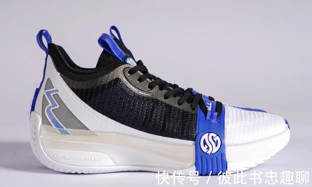 球鞋开箱:361度最新篮球鞋,3块TPU很有个性!
