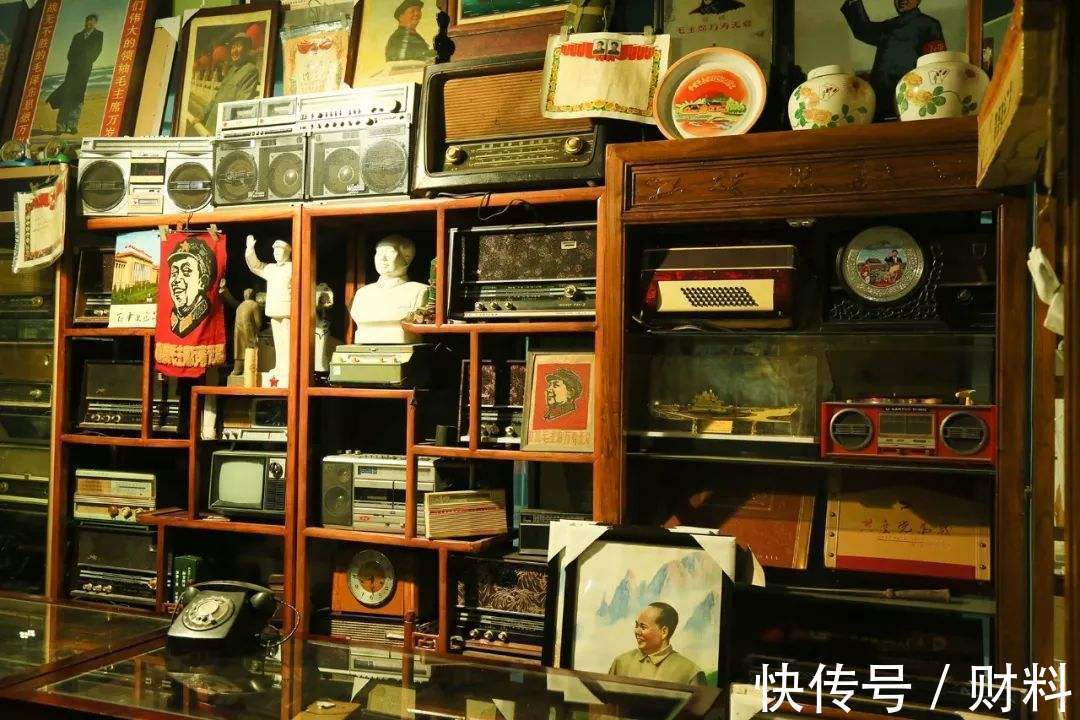 披头士乐队$“旧东西”也成抢手货？有人花高价收购，家里有的不要当废品卖了