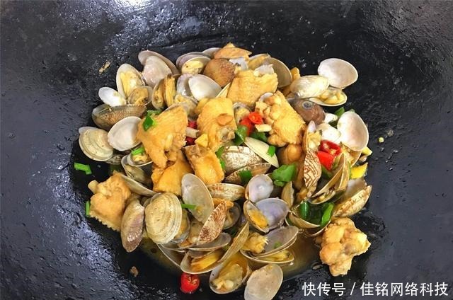 入秋后,这小海鲜最肥美,教你特色做法,鲜嫩入味,下酒又下饭