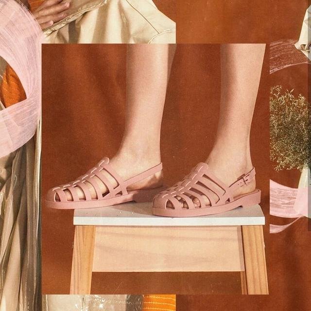 参考价格 翻了身的“土味凉鞋”,这次成了时髦精心中的C位