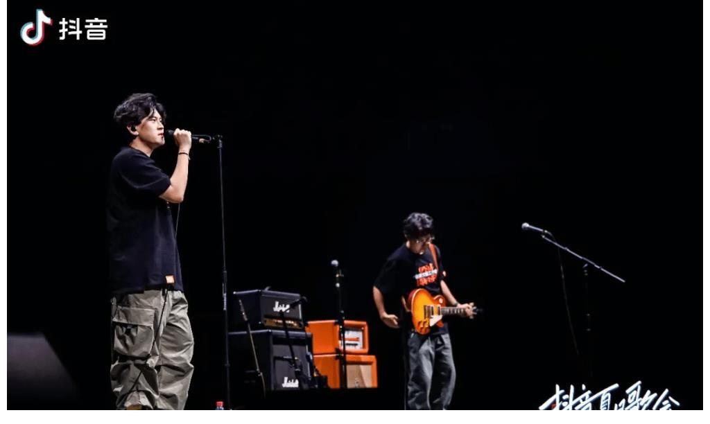 陈粒|抖音夏日歌会落地，线上演出奇点来临
