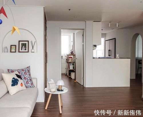 刷白墙|参观28岁韩国主妇的家，全屋刷白墙无主灯设计，每处细节都很治愈