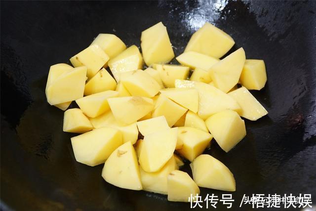 小茴香|入秋后多吃这肉，比猪肉便宜，营养赛过牛肉，焖一焖香到舔盘子