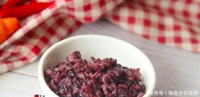 紫米别再煮粥了，教你做成百搭馅料，随吃随取，奶香浓郁糯叽叽