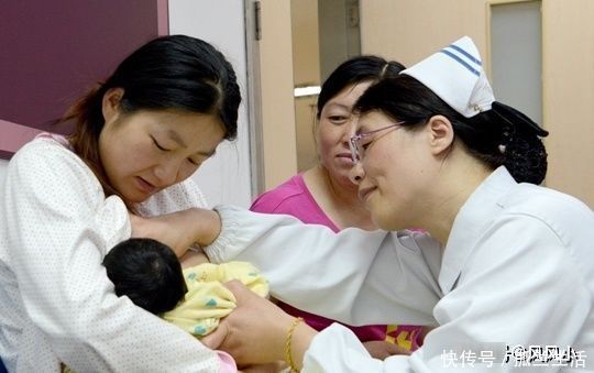 宝宝|新生儿第一口,是先喝水,还是先吃母乳?提前了解有好处